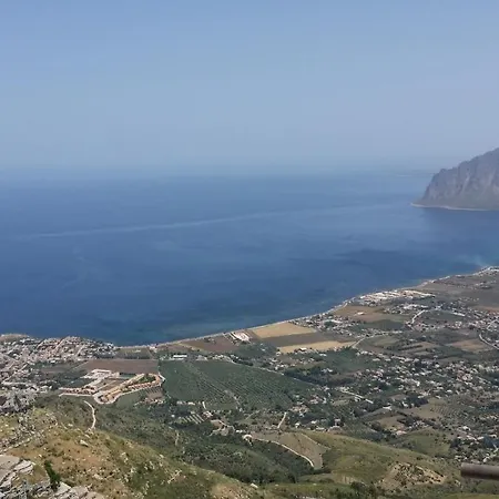Sole E Fiori Di Sicilia Apartment *