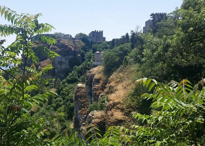 Sole E Fiori Di Sicilia * Вальдериче